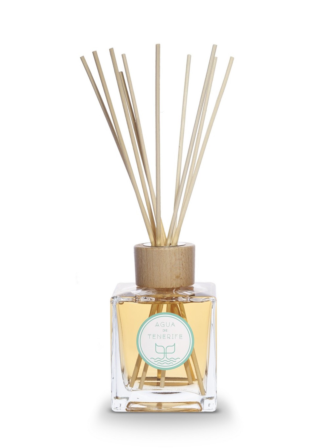 shop Agua de Tenerife  LAS FRAGANCIAS DE LA ISLA: Las Americas Air Freshner 250 ml. 

Citrus fruits and Cinnamon. number 25